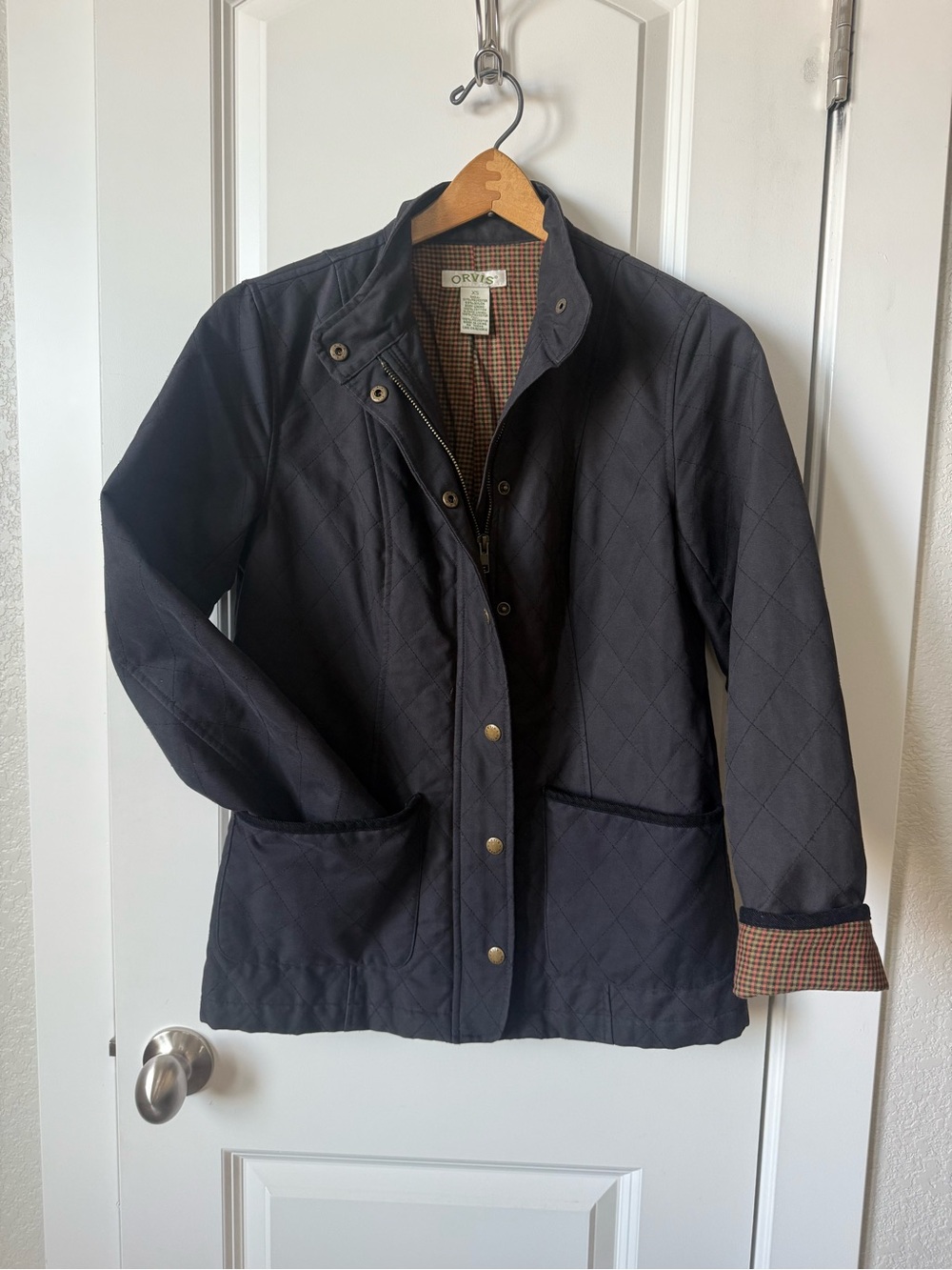 Orvis Black Quilted Utility Jacket with Snap Front